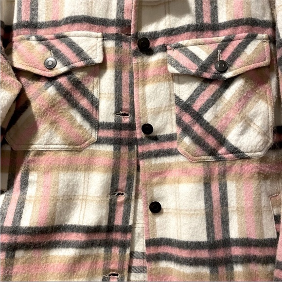 Zara Shacket - Picture 2 of 2